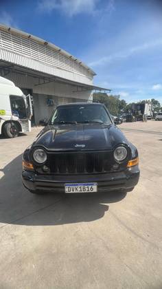 JEEP CHEROKEE 3.7 SPORT 4X4 V6 12V GASOLINA 4P AUTOMÁTICO JEEP CHEROKEE 3.7 SPORT 4X4 V6 12V GASOLINA 4P AUTOMÁTICO